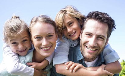 24970154-sorgenfrei-laecheln-cef